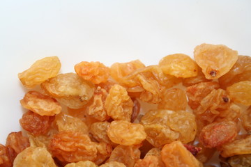 golden raisins