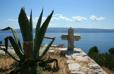 old cross in cemetery © Michal Adamczyk