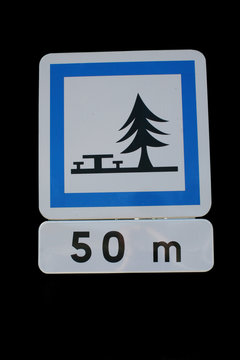 picnic site ahead sign