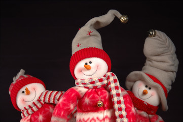 frolicking snowpeople