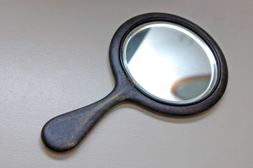 mirror mirror