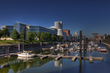 Fototapeta na wymiar Dusseldorf Hafen
