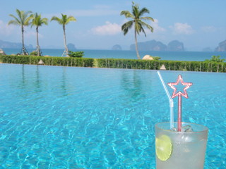 drink at the poolside
