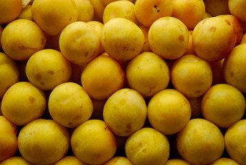 gelbe pflaumen