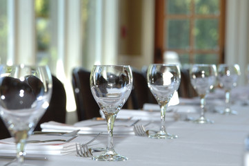 reception dinner table setting