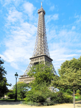 france.paris.eiffel tower