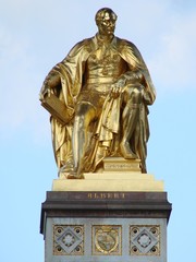 Fototapeta na wymiar pomnik księcia Alberta