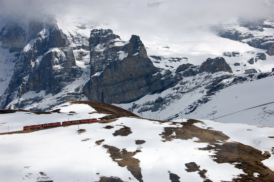 zahnradbahn zum jungfraujoch