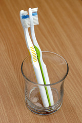 his and hers toothbrushes