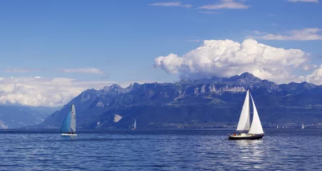 Abwaschbare Fototapete Segeln Segeln auf dem Genfer See