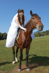 fiancee and horse