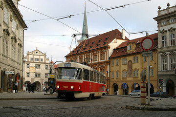 Fototapeta na wymiar tramwajowych w Pradze 2