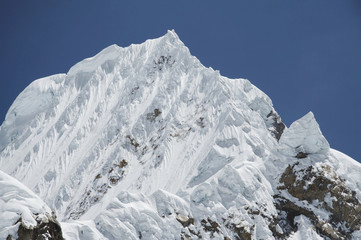 alpamayo peak