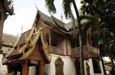 thailand, lamphun: haripoonchai temple