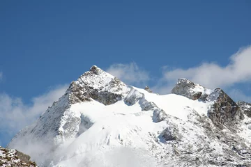 Photo sur Plexiglas Alpamayo peak urus in the cordilleras,peru