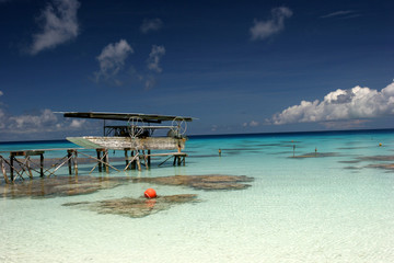 Fototapeta na wymiar atol