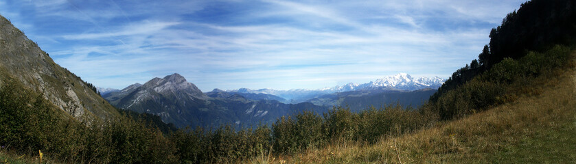 Fototapeta na wymiar Alpejskie szczyty