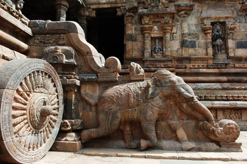 india, south-india: darasuram temple - 1485953
