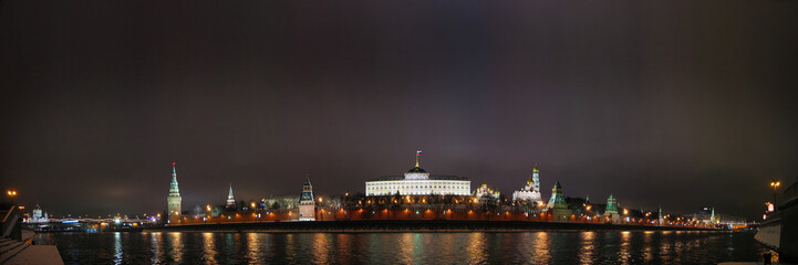 Fototapeta na wymiar Kreml w nocy