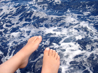 feet