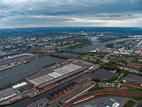 luftaufnahme hamburg elbbr&uuml;cken