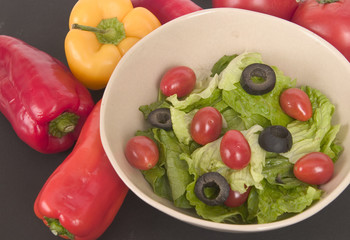 Fototapeta na wymiar salad with olives and tomatoes