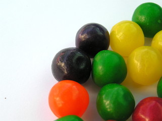Fototapeta na wymiar kolorowe cukierki kulki