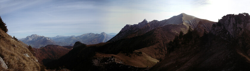 Fototapeta premium autumn mountain landscape