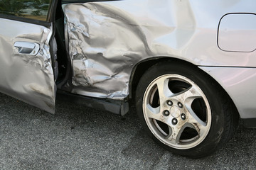 Obraz na płótnie Canvas wypadek automobilowy