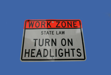 Obraz premium work zone turn on headlights