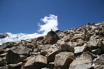 Photo sur Plexiglas Alpamayo pierres de montagne