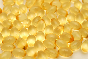 yellow transparent pils