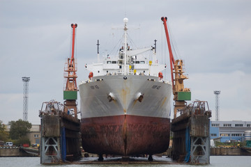 vessel in dry dock