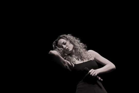 chanteuse en concert #2