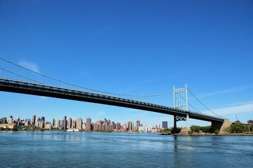 Fototapeta na wymiar new york city bridge