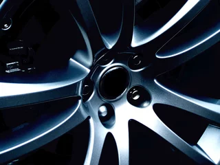 Fotobehang alloy wheel © Wingnut Designs