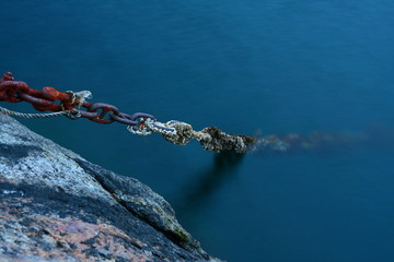 Fototapeta premium vieille chaine rouillées