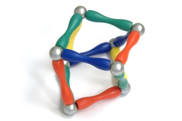 color pyramid balls