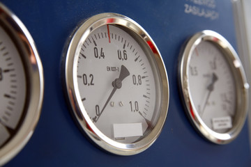 three controll metres