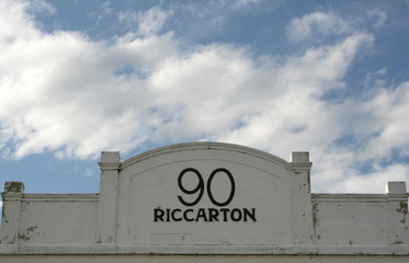 90 riccarton