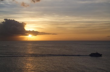 Fototapeta na wymiar cruising at sunset