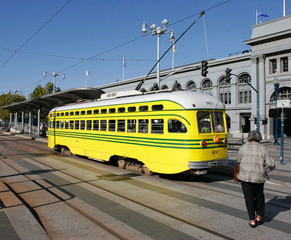 Fototapeta na wymiar historic streetcar in san francisco