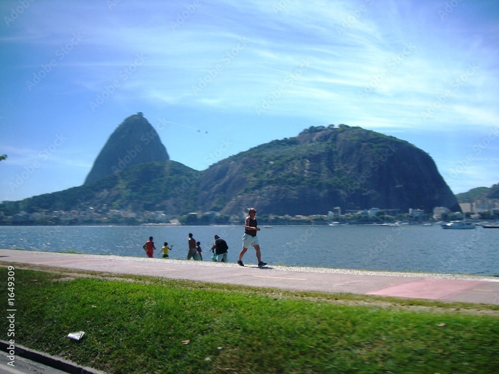 1000_F_1649309_Dc4XH9lrbhJgw2dscjSL5BaKCSpRJC.jpg
