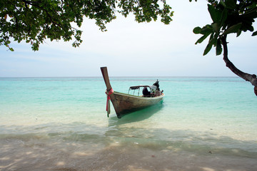 Fototapeta na wymiar Andaman Beach xiii