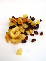 dried mixed fruits