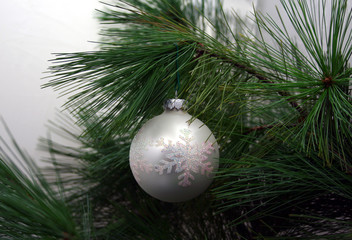 Fototapeta na wymiar christmas ornament close-up on christmas tree