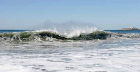 wind brushing waves