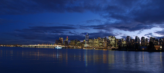 vancouver skyline at dusk