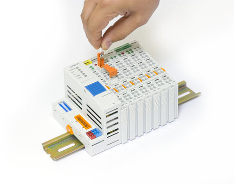 fuse insertion prosess