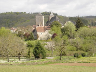 Fototapeta premium village de floirac et campagne (quercy)
